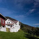 Nes Gard Høyheimsvik