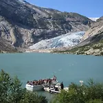Nes Gard Hotel Høyheimsvik