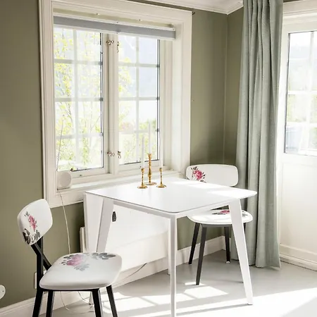 Nes Gard 3* Høyheimsvik