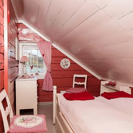 Nes Gard Hotel Høyheimsvik