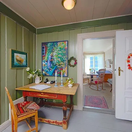 Nes Gard Hotel Høyheimsvik