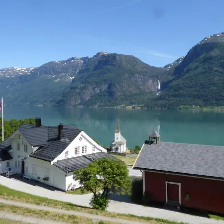 Nes Gard Høyheimsvik