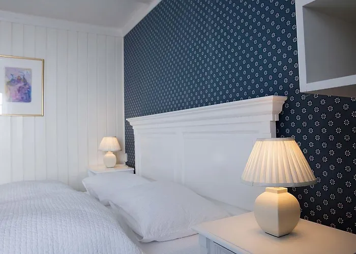 Nes Gard Hotel Hoyheimsvik