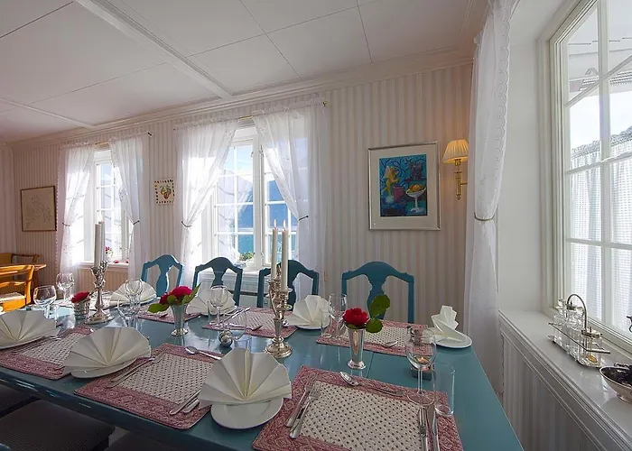 Nes Gard Hotel Hoyheimsvik